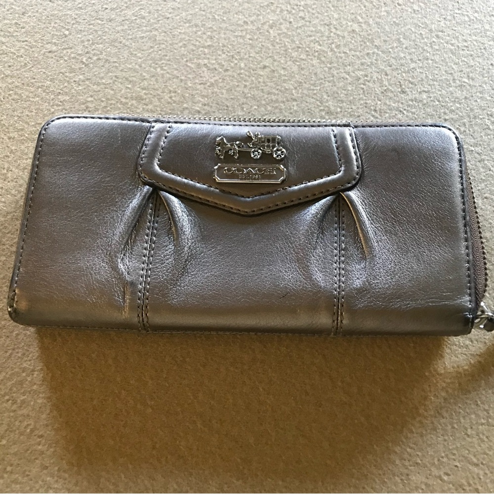 Coach Gold Wallet in like new condition